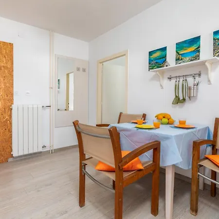 Nature & Sea With Pool Ferienhaus *