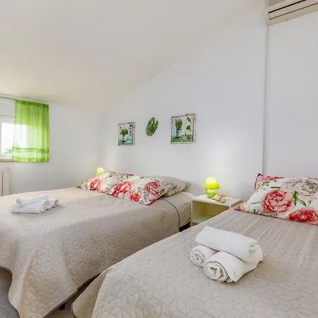 Ferienhaus Nature & Sea With Pool