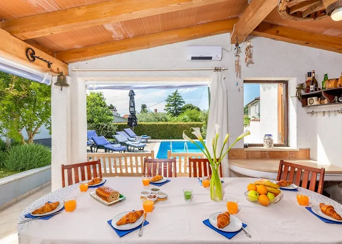 Nature & Sea With Pool * Pula