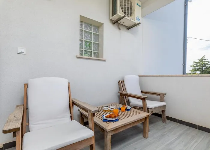 Nature & Sea With Pool Vikendica *