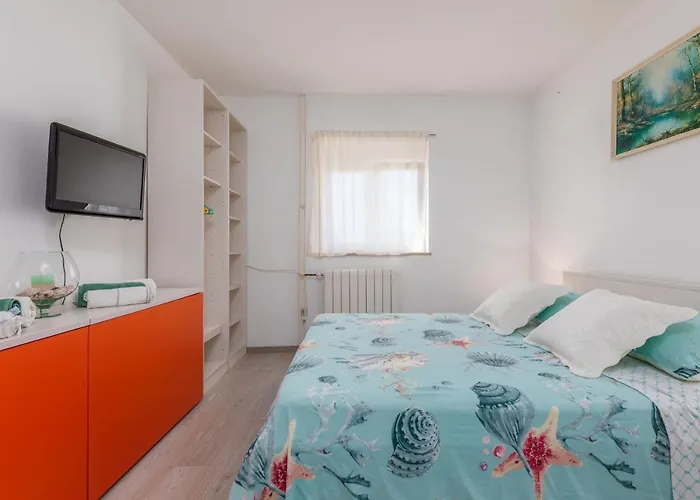 Vikendica Nature & Sea With Pool