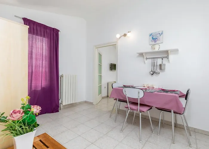 Nature & Sea With Pool